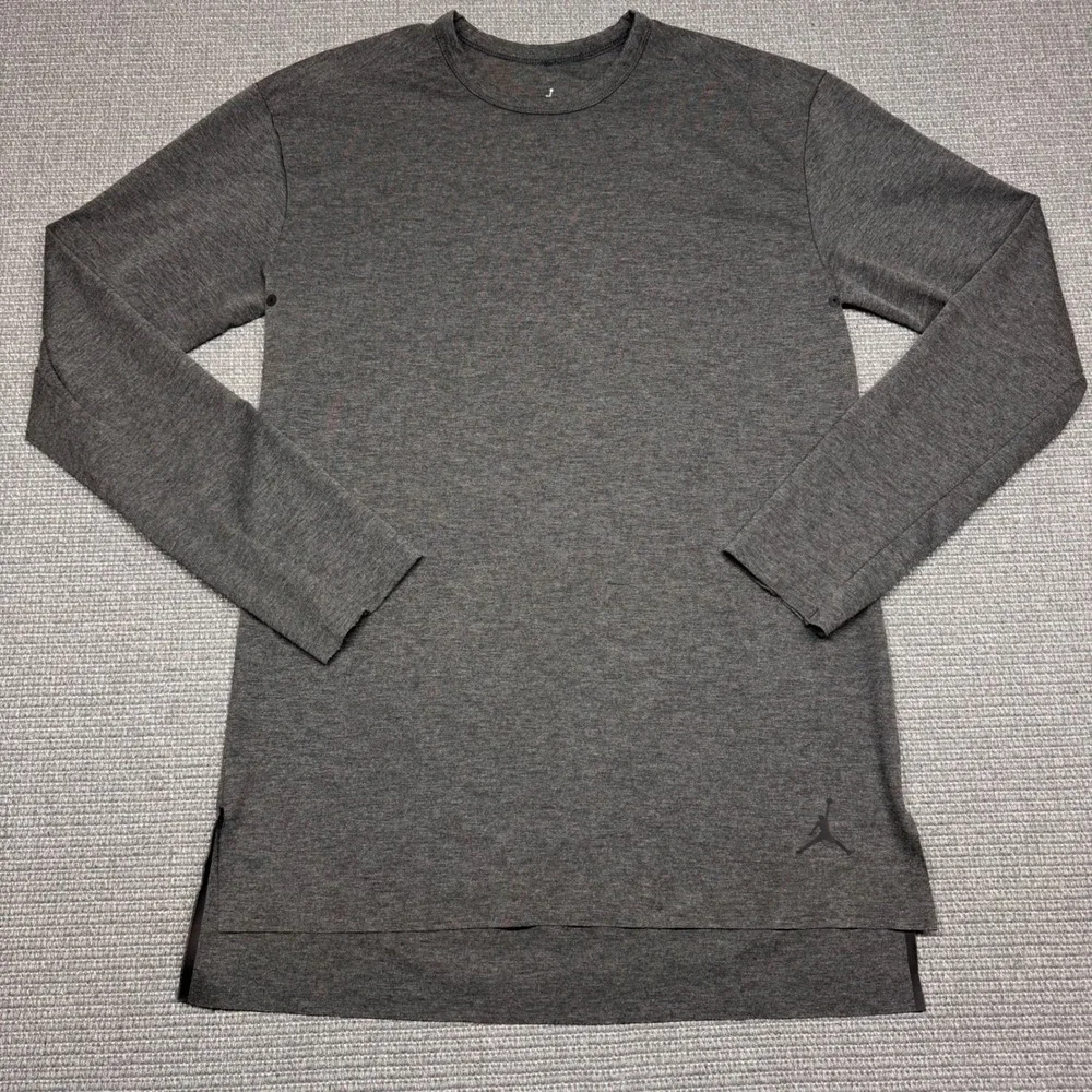 Jordan Mens Long Sleeve Crew Neck Drop Tail Shirt Charcoal Gray Medium